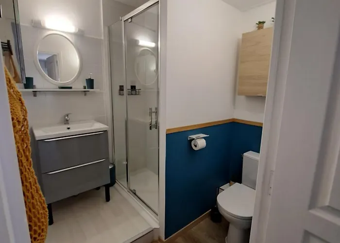 Calme Et Idealement Situe Apartment